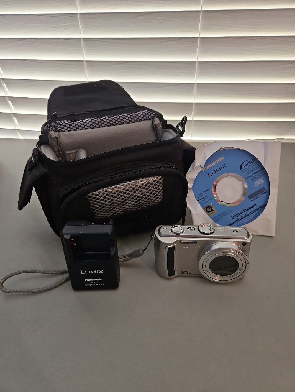 Panasonic Lumix DMC-TZ5 9.1MP Silver Digital Camera Bundle Kit - Tested Clean